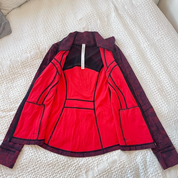 Lululemon define jacket Lunar New Year size 4 - Picture 5 of 8